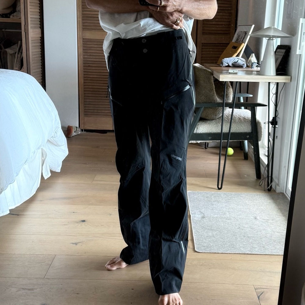 NEW Patagonia Women's Ski / Snowboard Pants - Black - XS - Picture 3 of 8